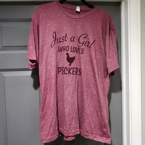 Woman's tshirt - Picture 2 of 3